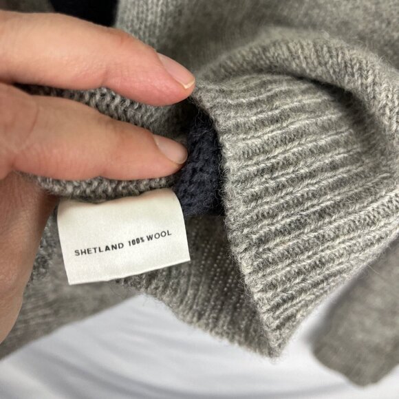 Crocodile Shetland-Wool Block-Colour V-Neck Mens Sweater Size S - Picture 4 of 8